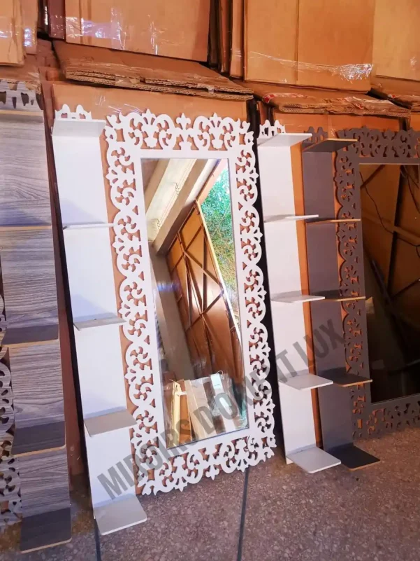 Miroir mural décoratif avec deux étagères – seulement 290 DH ! – Image 2