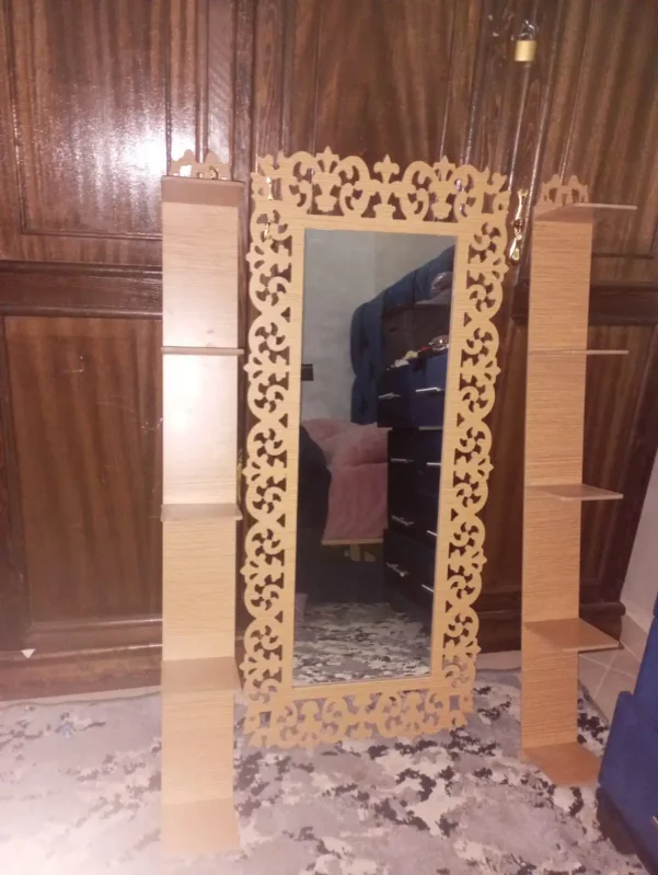 Miroir mural décoratif avec deux étagères – seulement 290 DH ! – Image 5