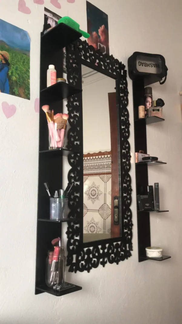 Miroir mural décoratif avec deux étagères – seulement 290 DH ! – Image 7